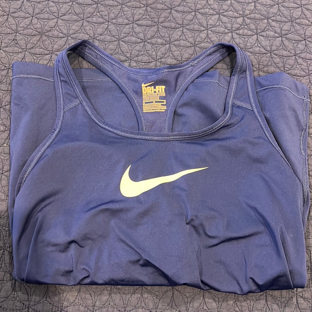 Nike work out tank